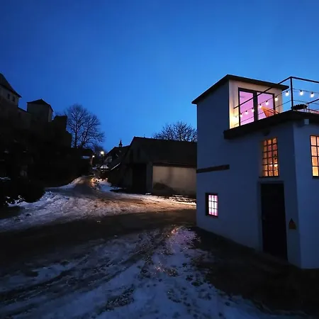 Trafajda Semesterbostad *